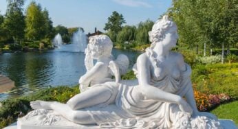 Aphrodite: Greek Deity of Love and Beauty